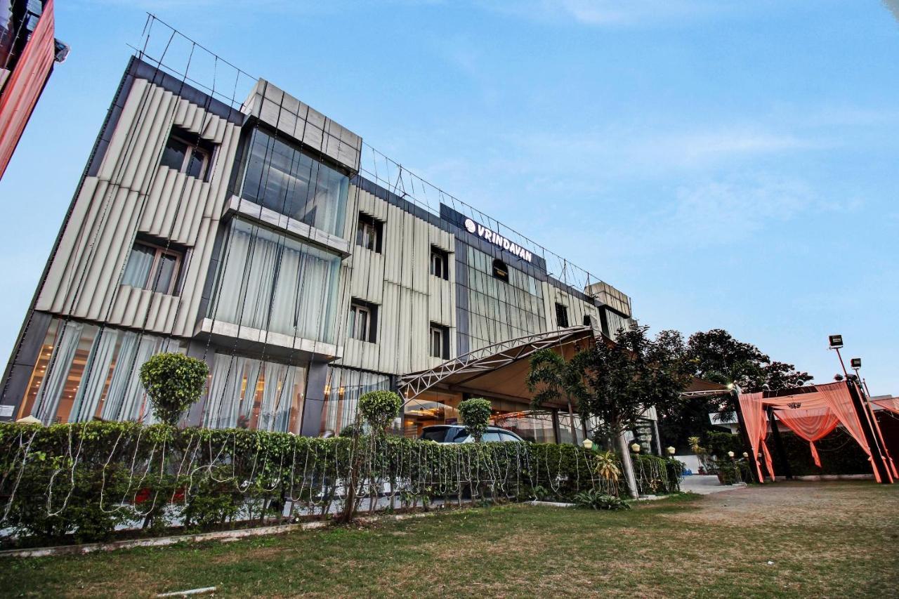 Townhouse Oak 46940 Hotel Vrindavan Sultānpur Exterior foto